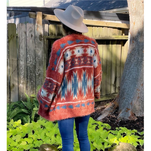 Tribal Bohemian Relaxed Cozy Cardigan - Picture 4 of 8